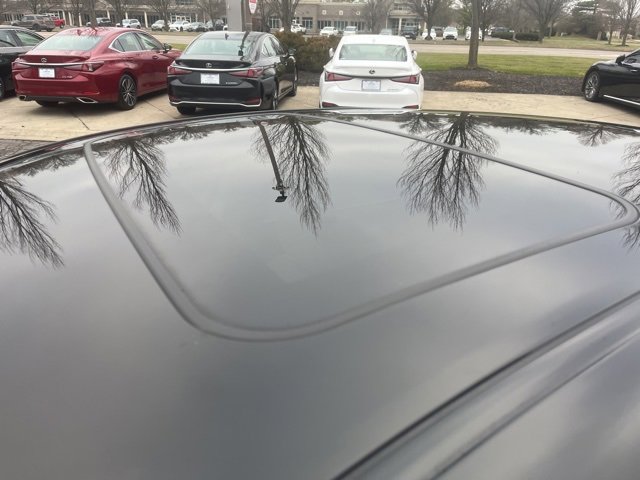 Used 2017 Lexus ES 350 image 10