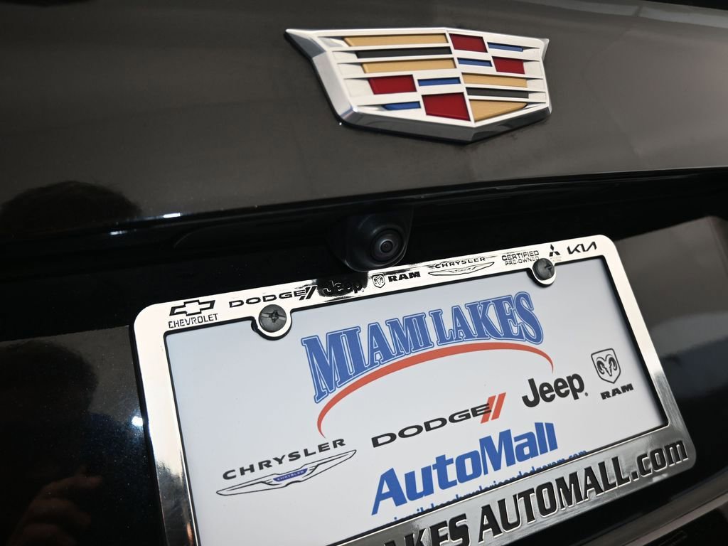 Used 2024 Cadillac XT4 Premium Luxury image 41