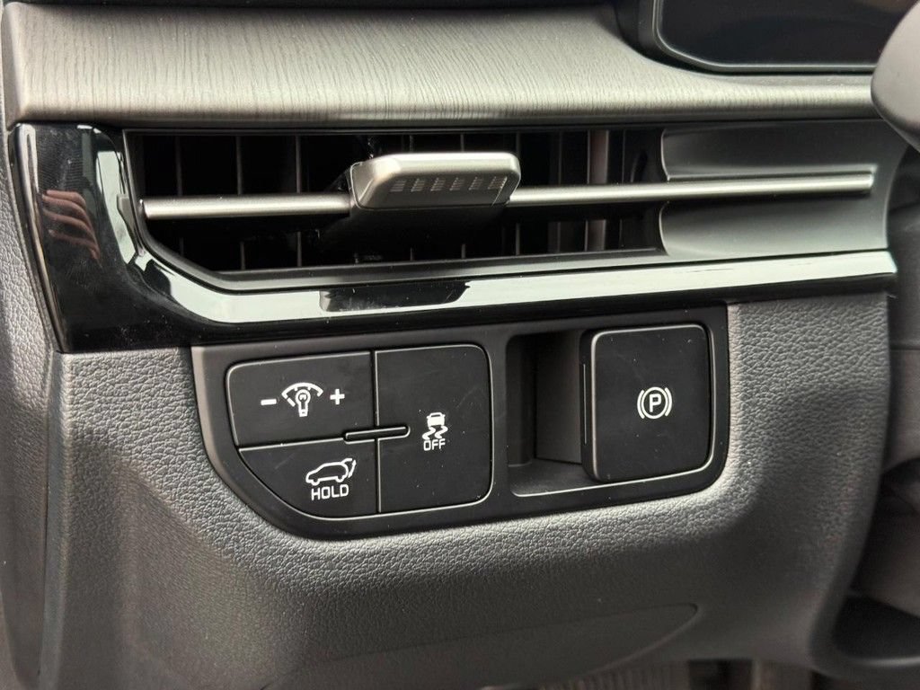 New 2026 Kia Sportage X-Line w/ X-Line Technology Package AWD/4WD image 19