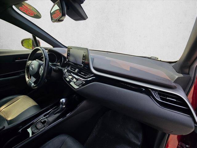 Used 2019 Toyota C-HR Limited FWD image 21