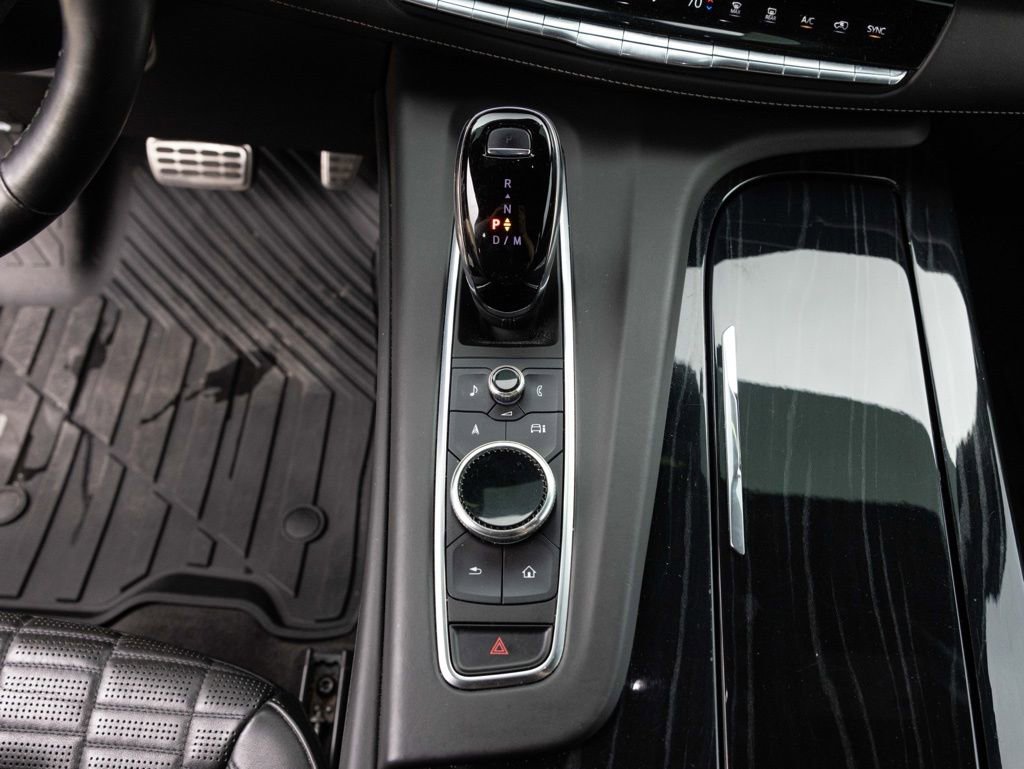 Used 2023 Cadillac Escalade ESV V image 40