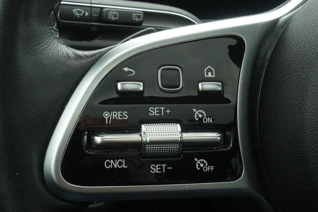 Used 2022 Mercedes-Benz GLE 350 4MATIC image 18