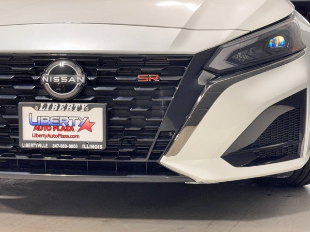 Used 2023 Nissan Altima 2.5 SR w/ SR Premium Package image 31