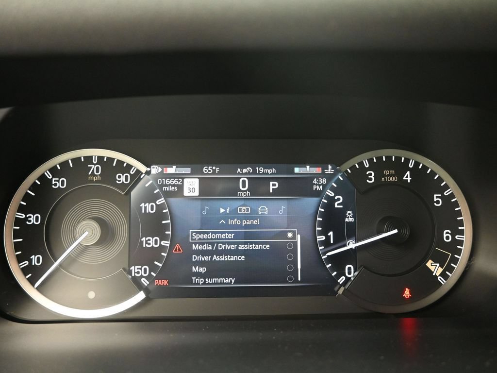 Used 2023 Land Rover Defender 110 S AWD/4WD image 10