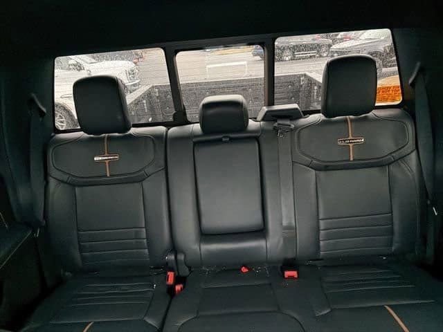 Used 2024 Ford F250 Platinum w/ Tremor Off-Road Package image 30