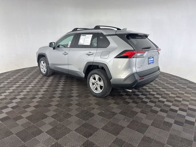 Used 2021 Toyota RAV4 XLE w/ Convenience Package image 9