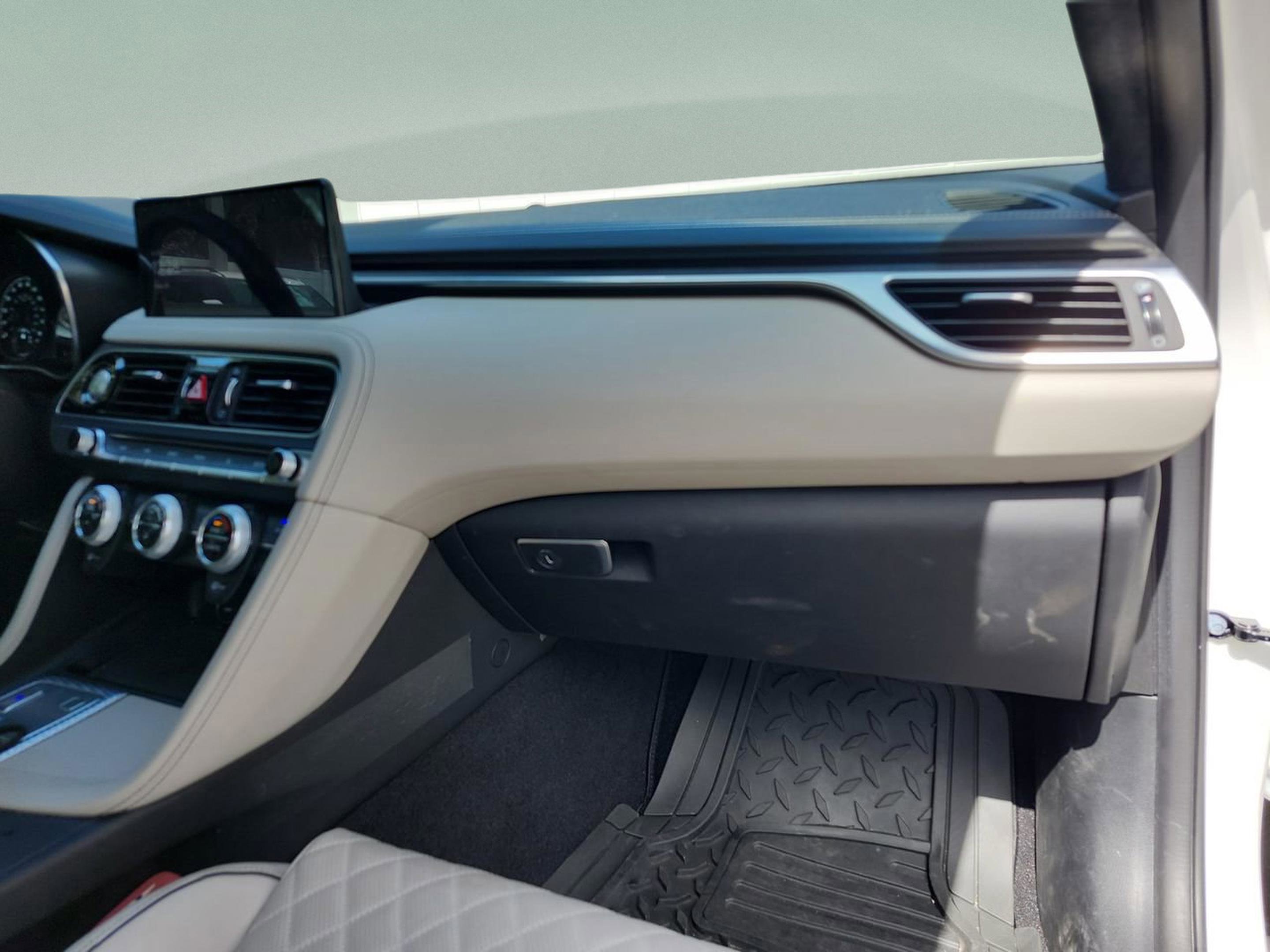 Used 2023 Genesis G70 3.3T w/ Sport Prestige Package image 20