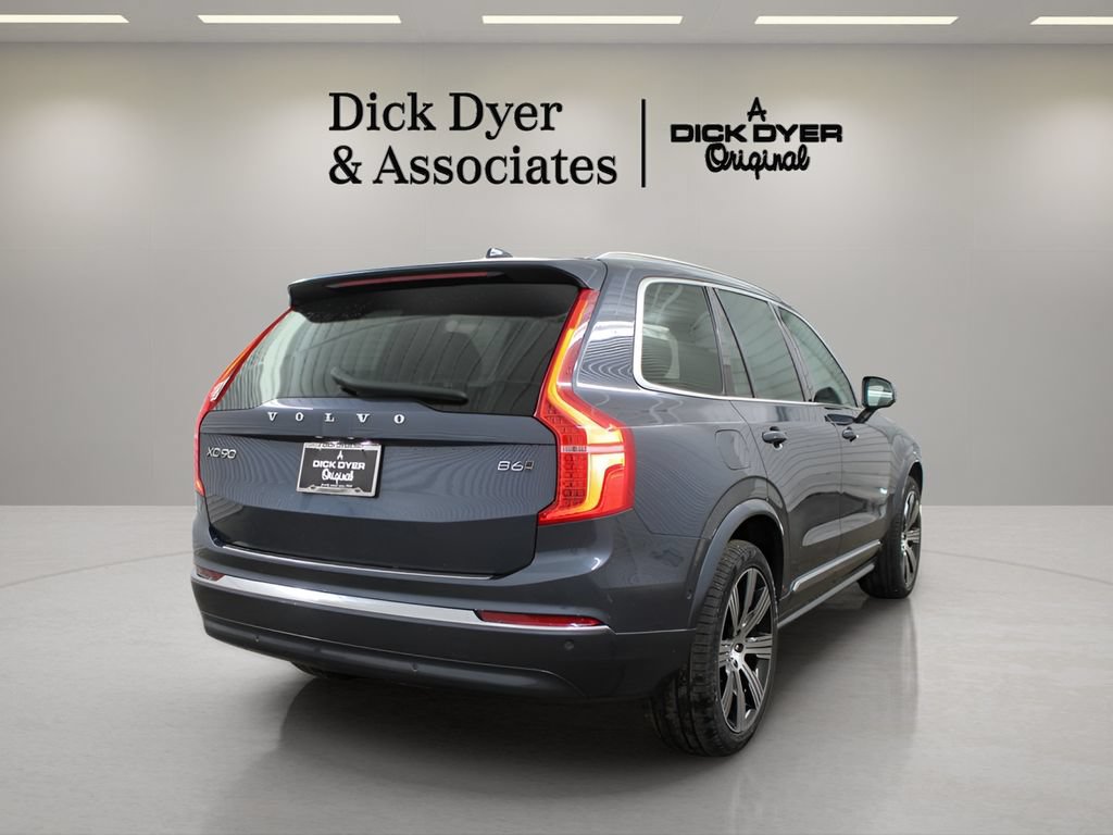 Certified 2023 Volvo XC90 B6 Ultimate w/ Protection Package Premier AWD/4WD image 8
