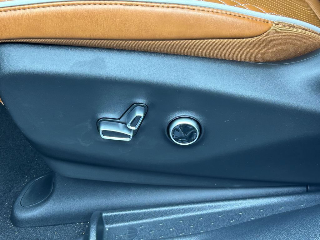 New 2026 Chrysler Pacifica Pinnacle FWD image 13