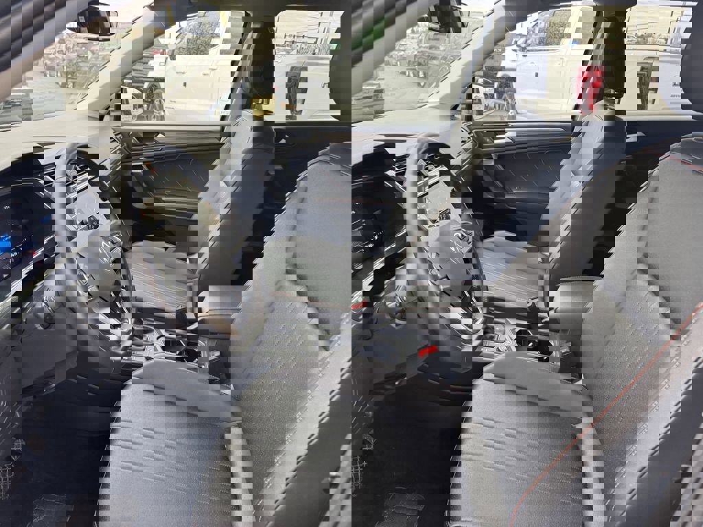 Used 2024 Volkswagen Tiguan Wolfsburg Edition image 9