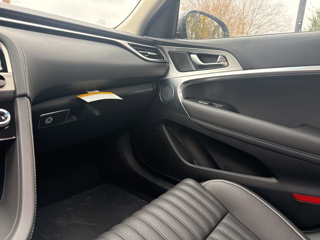 New 2026 Genesis G70 2.5T Prestige image 24