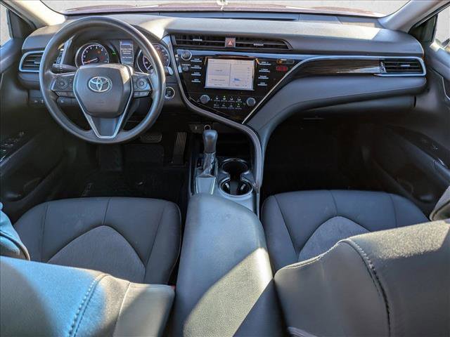 Used 2018 Toyota Camry LE image 15