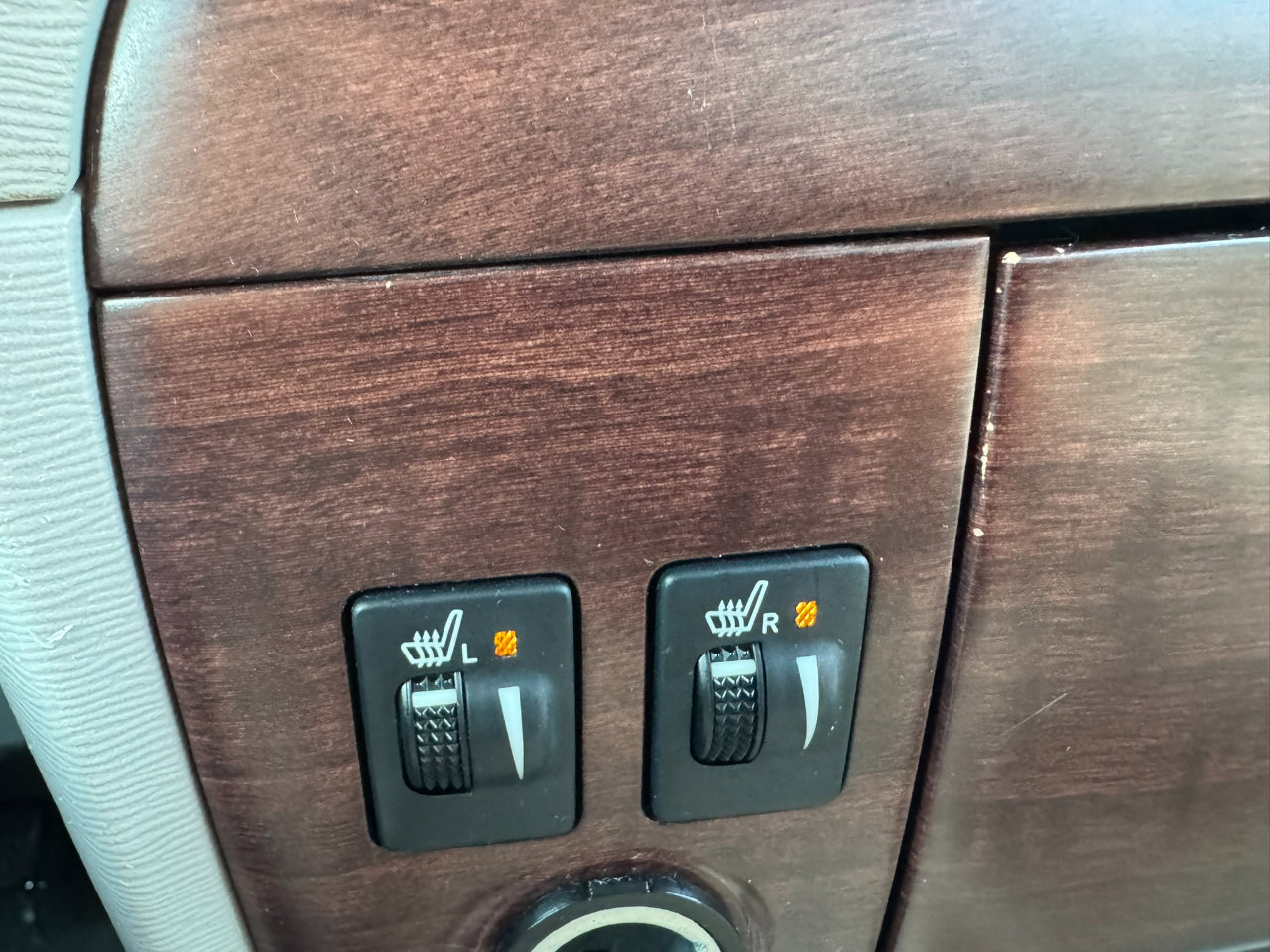 Used 2014 Toyota Sienna XLE image 20