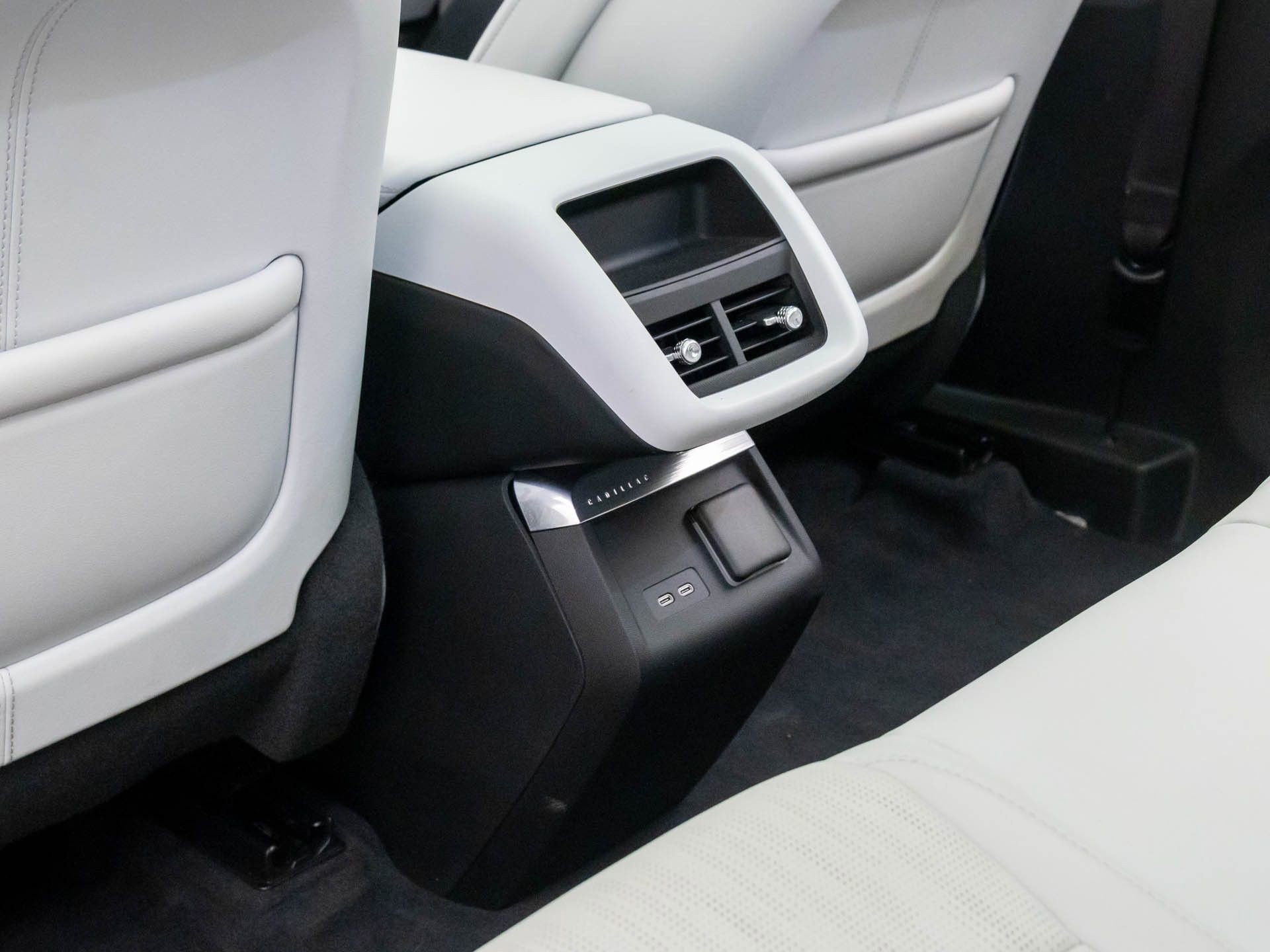 Certified 2024 Cadillac Lyriq Luxury w/ LPO, Floor Liner Package image 21