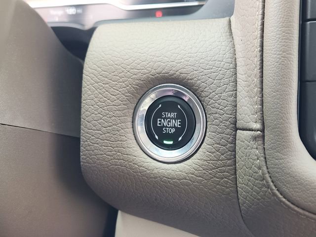 Used 2023 GMC Yukon Denali w/ LPO, Floor Liner Package AWD/4WD image 21