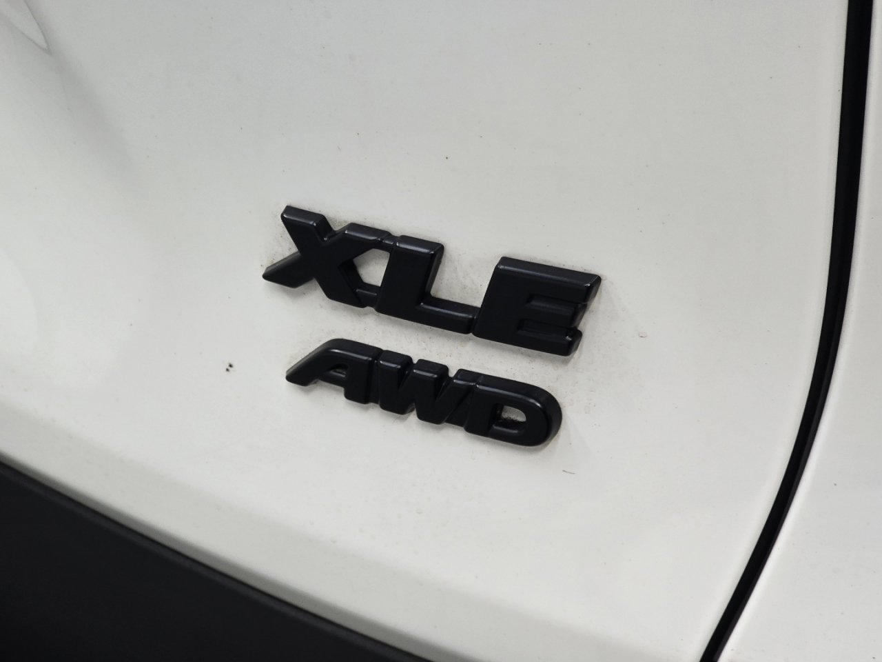 Certified 2025 Toyota RAV4 XLE w/ Convenience Package image 20