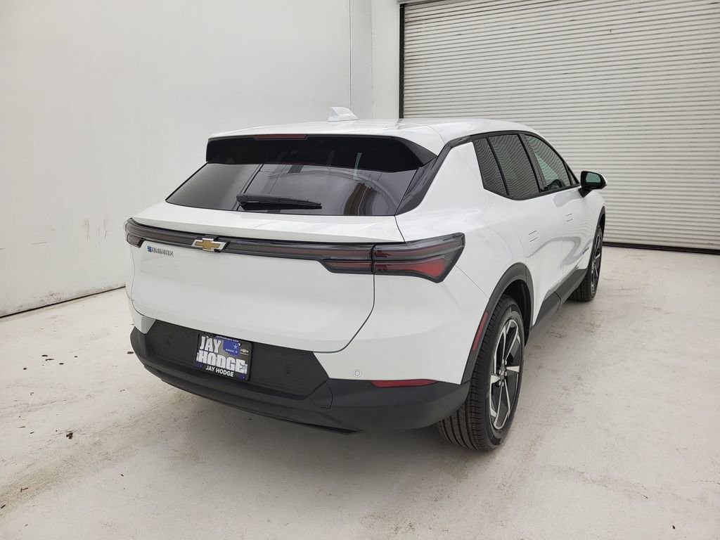 New 2026 Chevrolet Equinox EV LT image 12