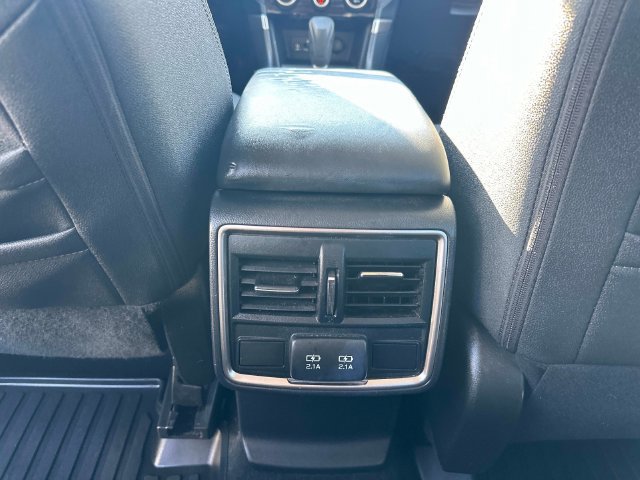 Used 2019 Subaru Forester Premium AWD/4WD image 16