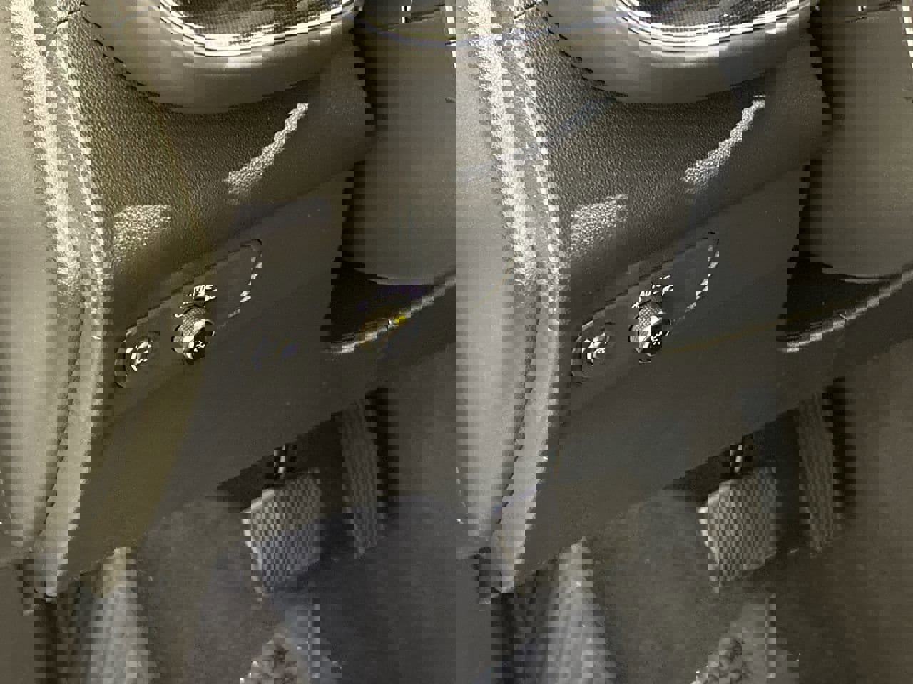 Used 2022 Buick Envision Preferred w/ Safety Package image 13