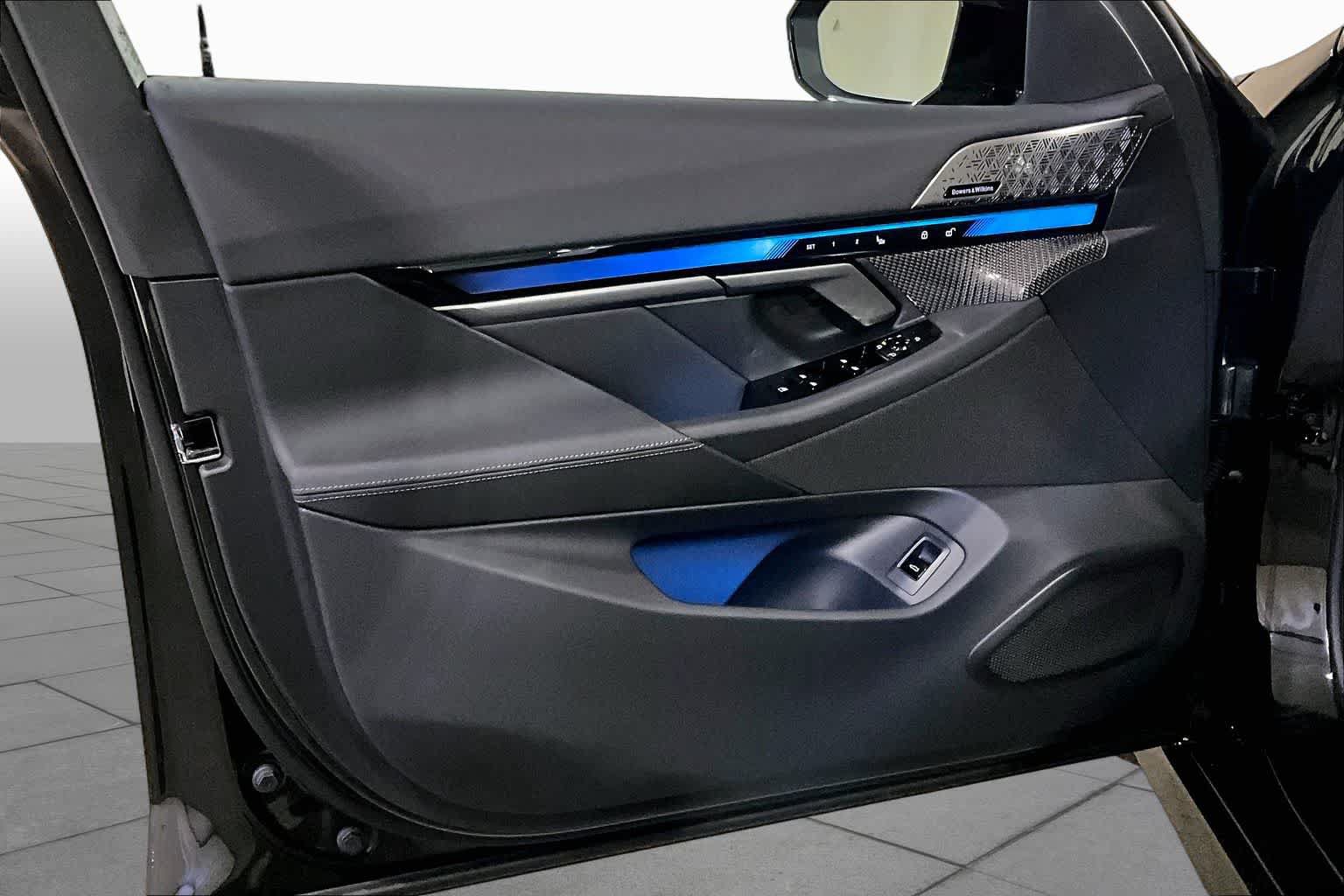 New 2026 BMW i5 M60 AWD/4WD image 11