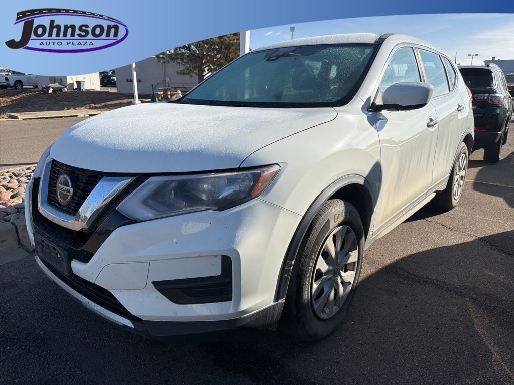 Used 2019 Nissan Rogue S image 1