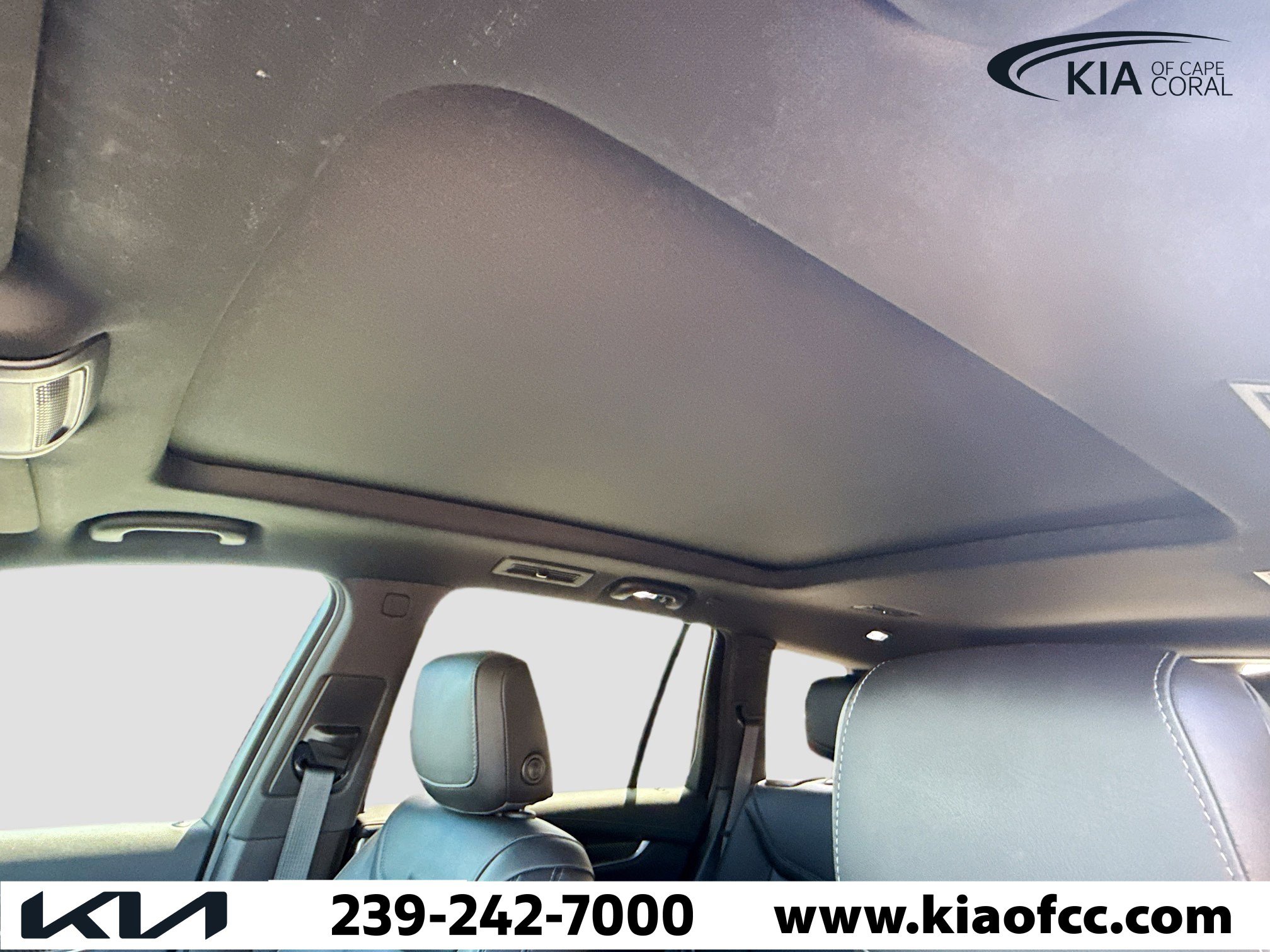 Used 2023 Cadillac XT6 Sport w/ LPO, Floor Liner Package image 28