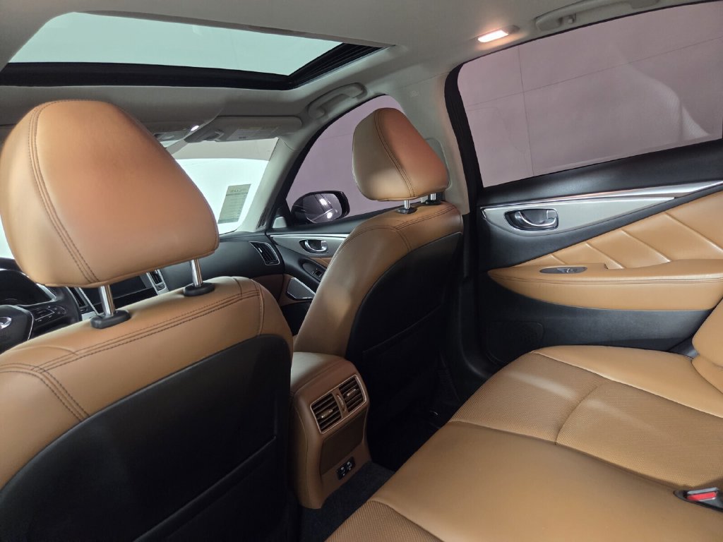 Used 2023 INFINITI Q50 Luxe w/ Cargo Package RWD image 24