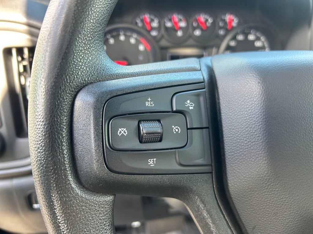 Used 2024 Chevrolet Silverado 2500 Custom w/ Custom Value Package image 17