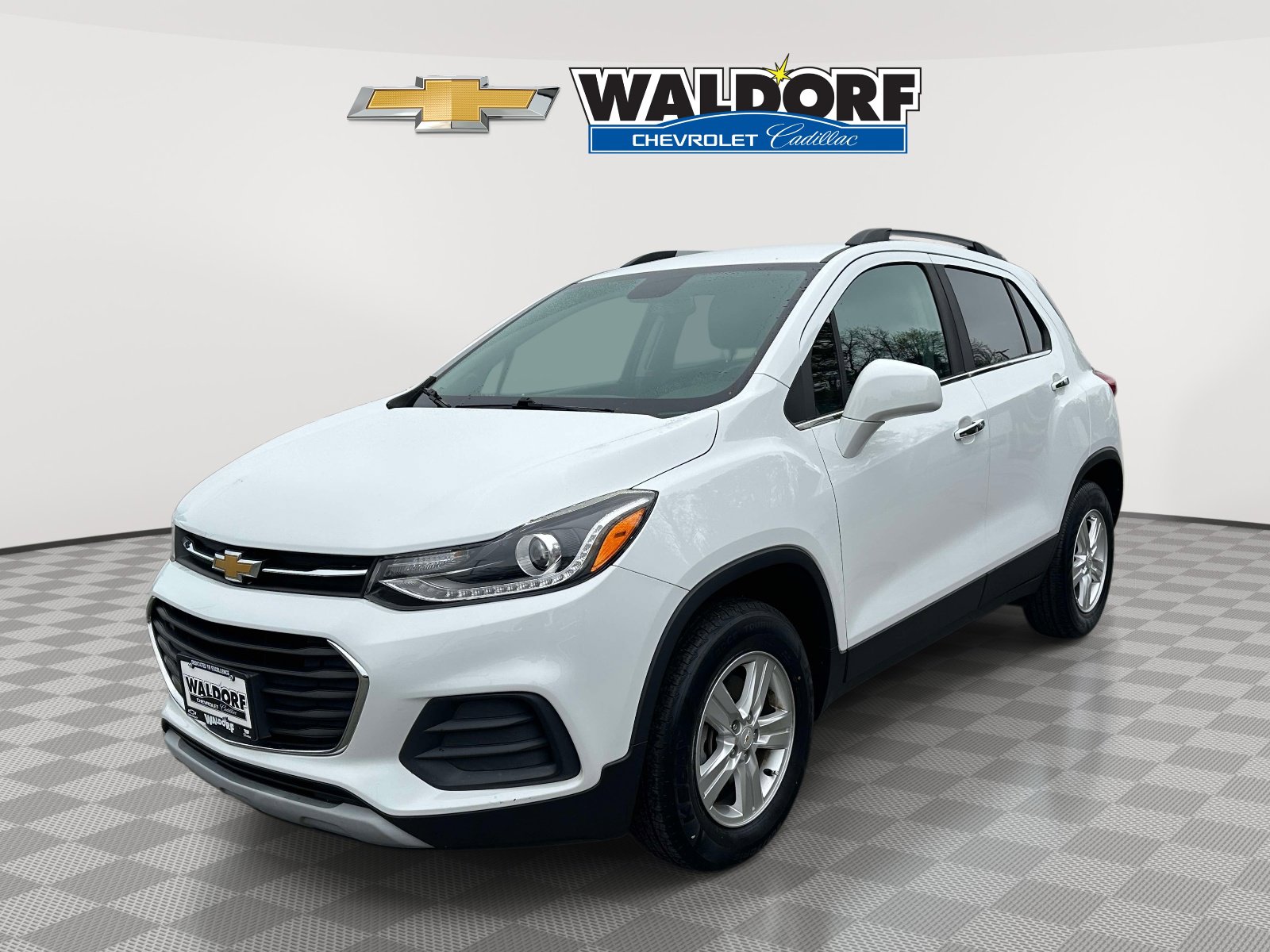 Used 2020 Chevrolet Trax LT w/ LT Convenience Package image 3