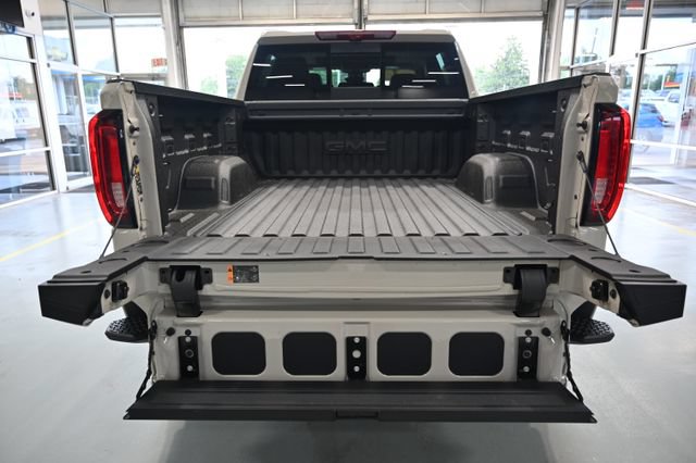 New 2026 GMC Sierra 1500 Denali AWD/4WD image 9
