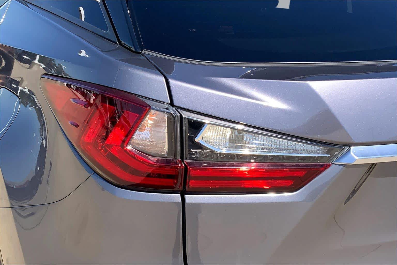 Used 2017 Lexus RX 350 FWD w/ Premium Package image 28