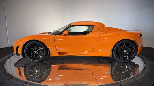 Used 2011 Tesla Roadster Sport RWD image 23