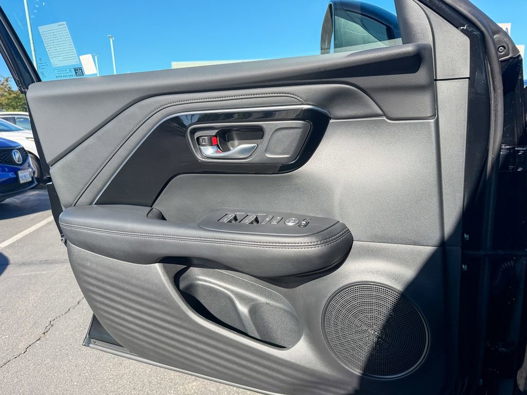 Certified 2025 Acura ADX FWD image 12