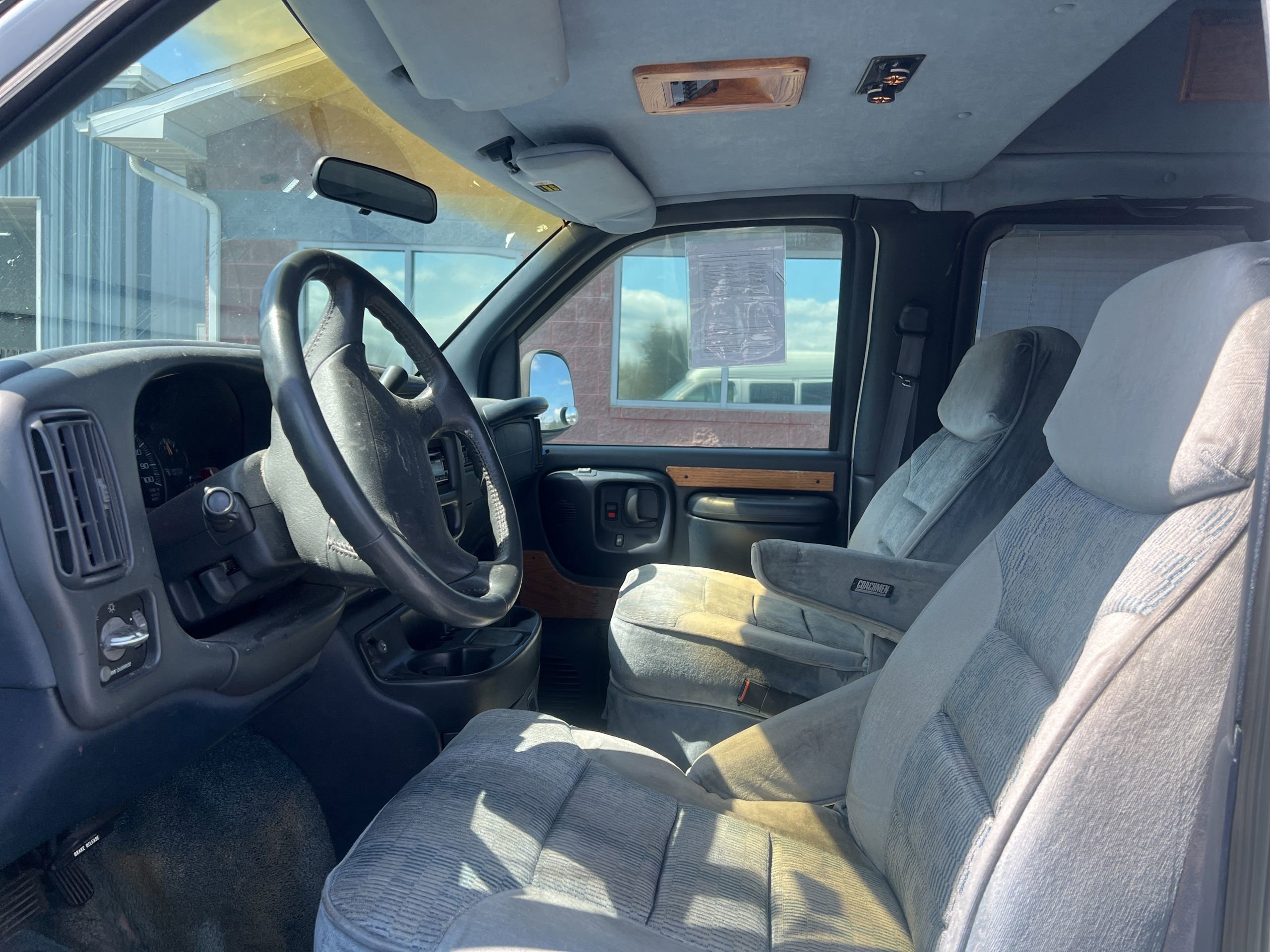 Used 1997 Chevrolet Express 1500 image 10
