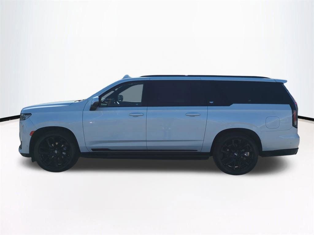 Used 2022 Cadillac Escalade ESV Sport w/ Touring Package image 8