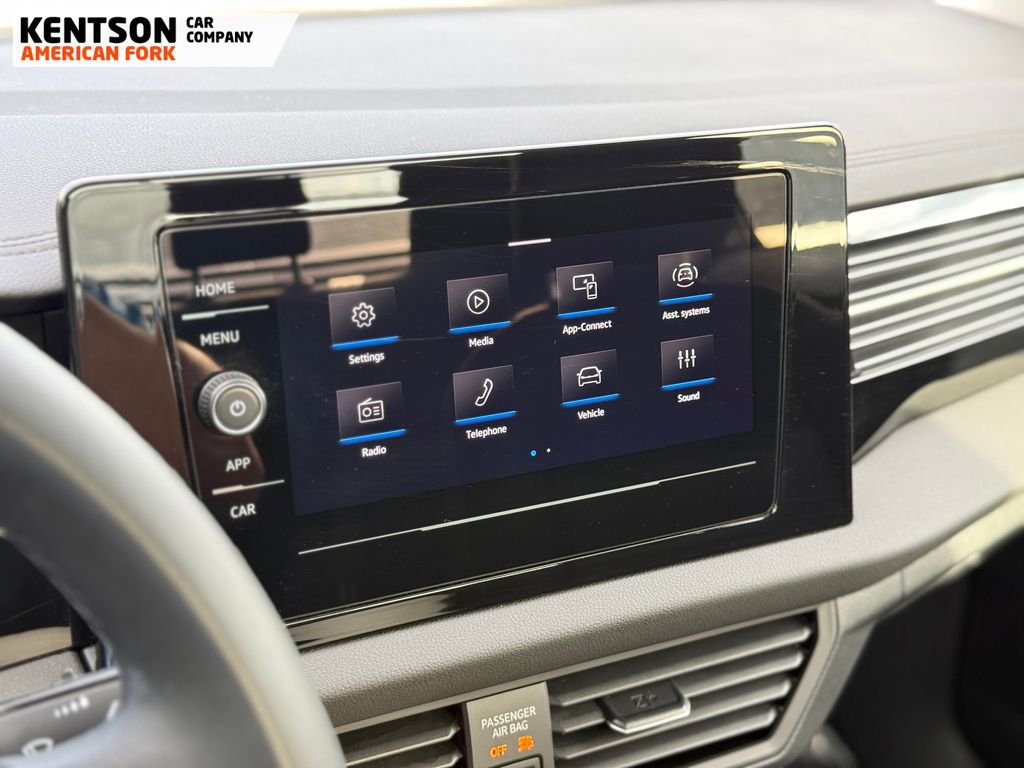 Used 2025 Volkswagen Jetta S image 30