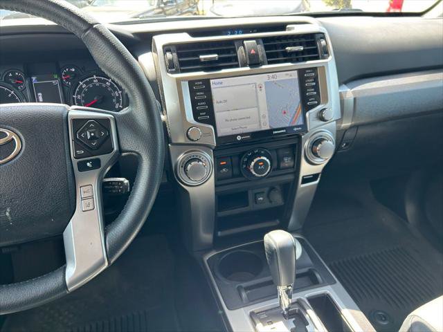Certified 2021 Toyota 4Runner SR5 Premium w/ Moonroof Package AWD/4WD image 19