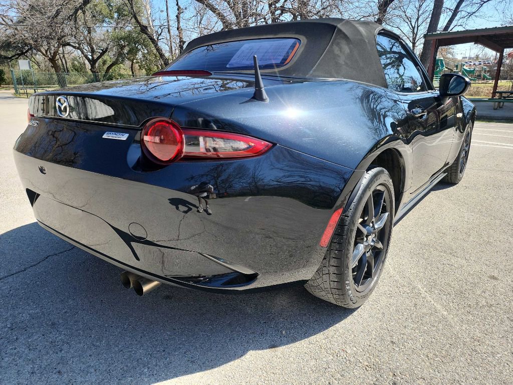 Used 2019 MAZDA MX-5 Miata Sport image 8