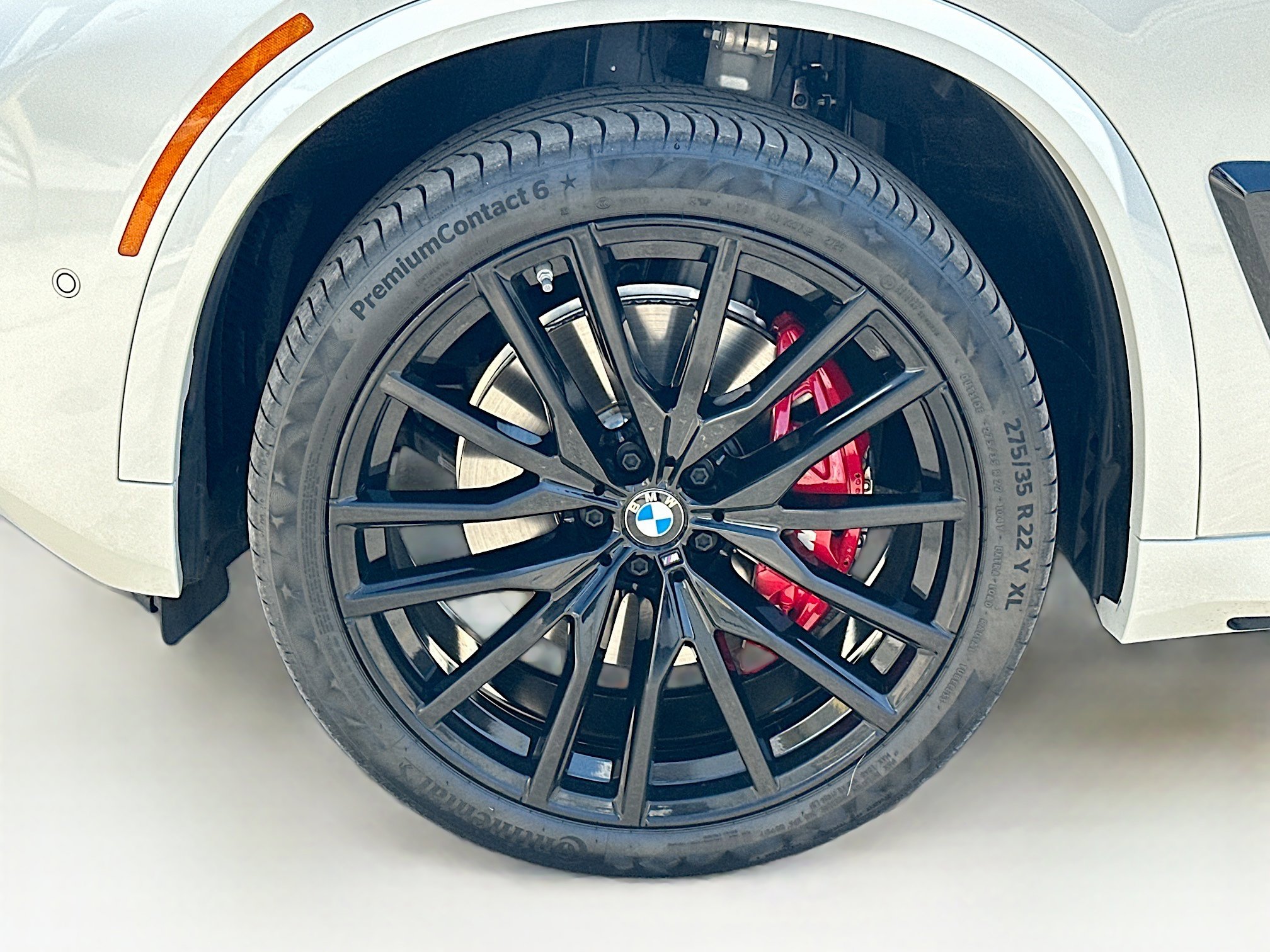 Used 2026 BMW X5 xDrive40i w/ Executive Package image 38