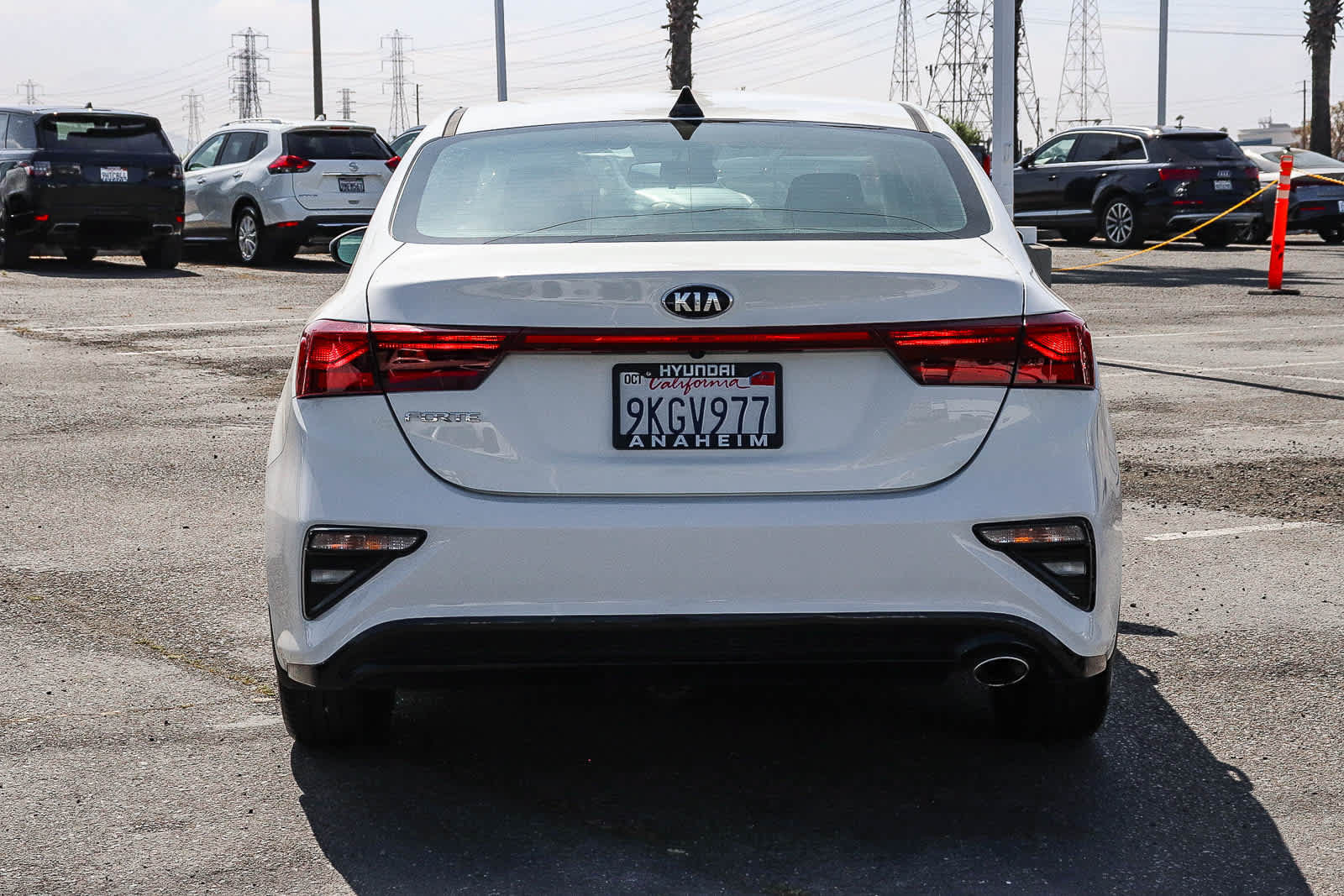 Used 2020 Kia Forte LXS FWD image 8