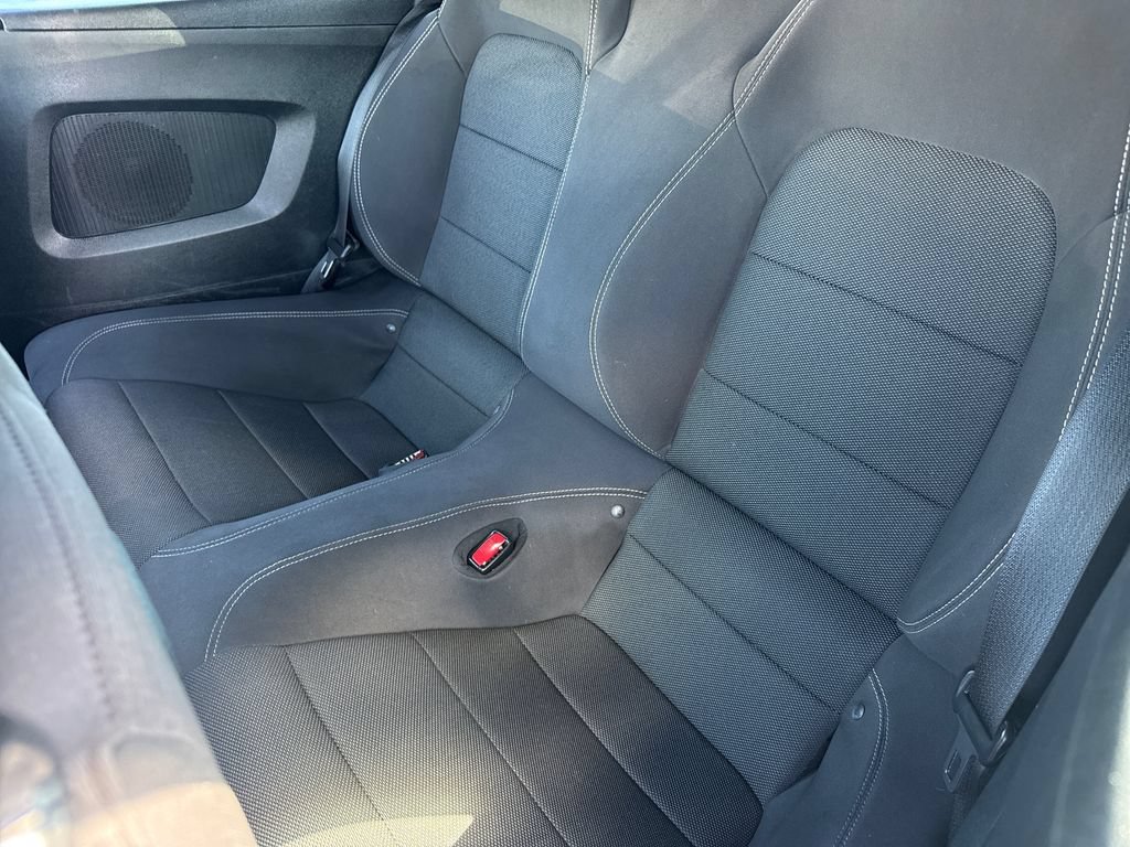 Used 2016 Ford Mustang Convertible RWD image 18