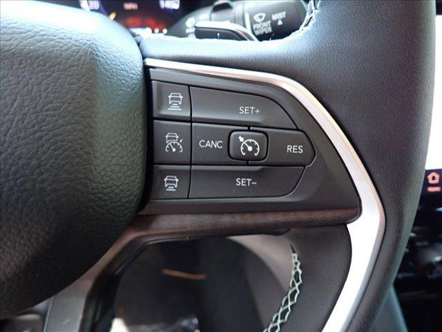 New 2025 Jeep Grand Cherokee L Limited w/ Black Appearance Package image 17