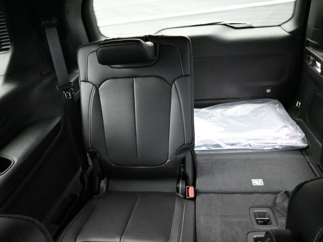 New 2026 Jeep Grand Cherokee L Limited AWD/4WD image 38