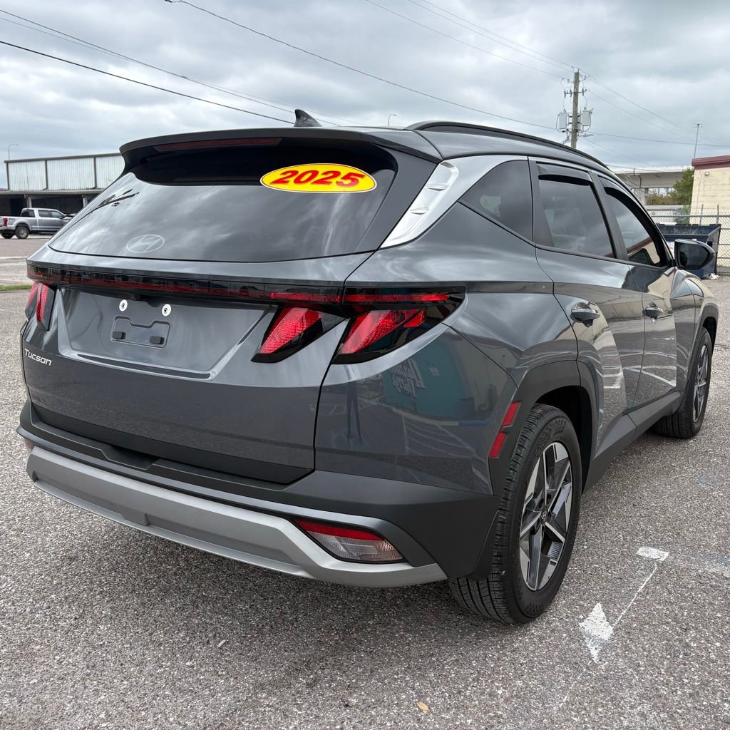 Used 2025 Hyundai Tucson SEL image 3