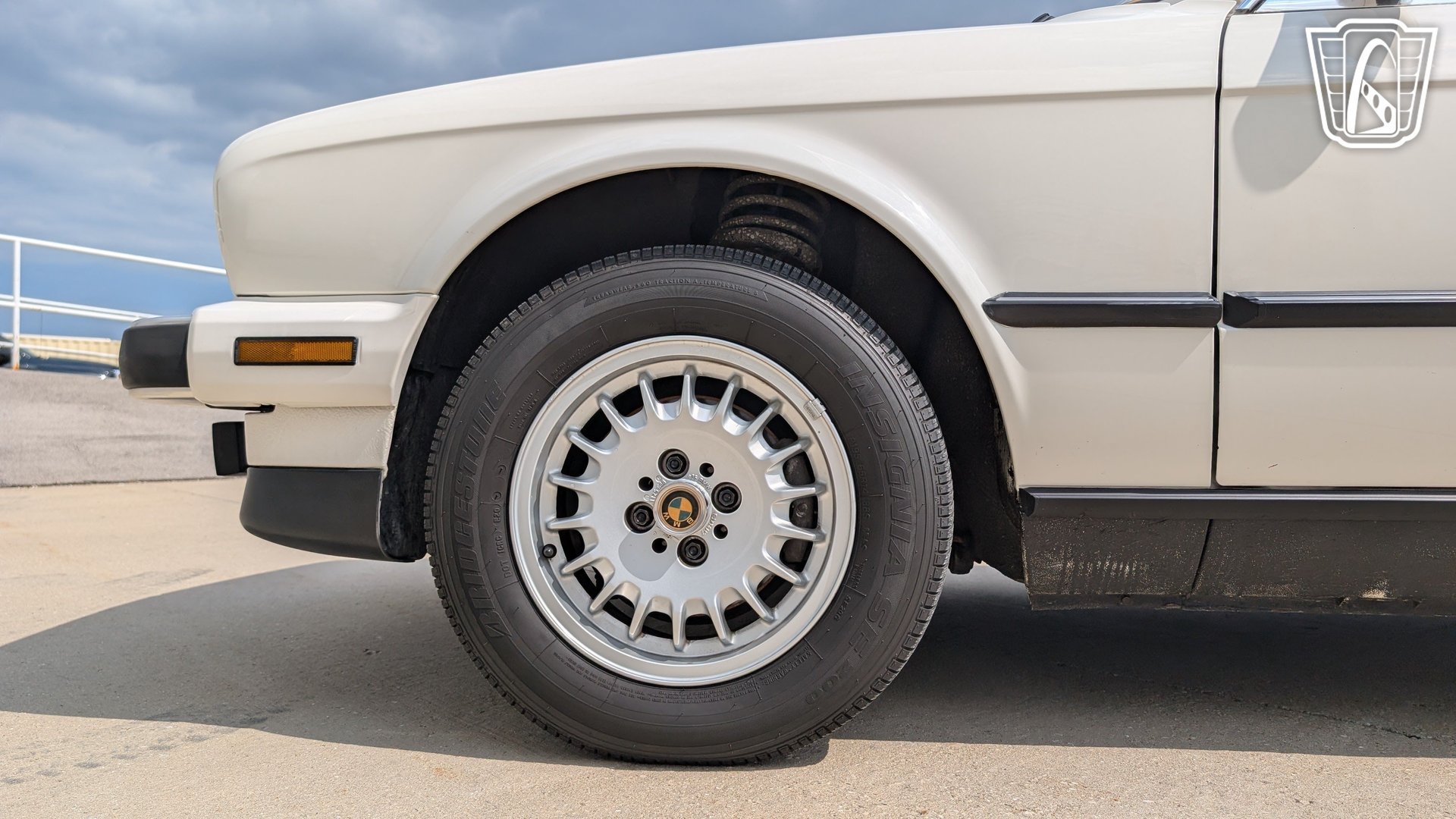 Used 1987 BMW 325i Convertible RWD image 28