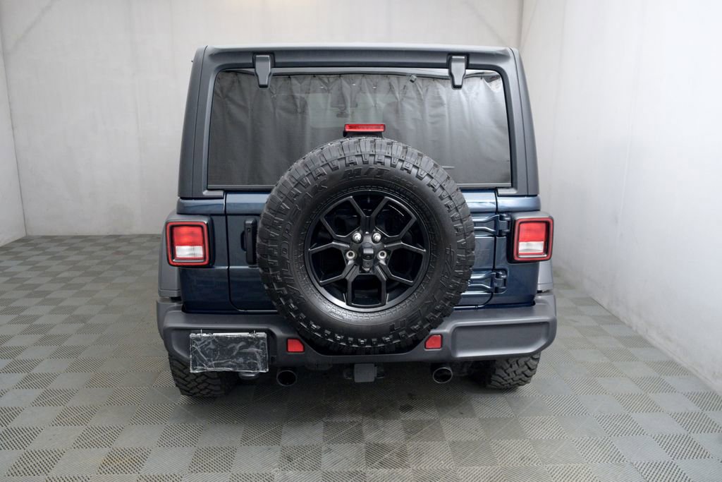 Used 2025 Jeep Wrangler Willys image 6