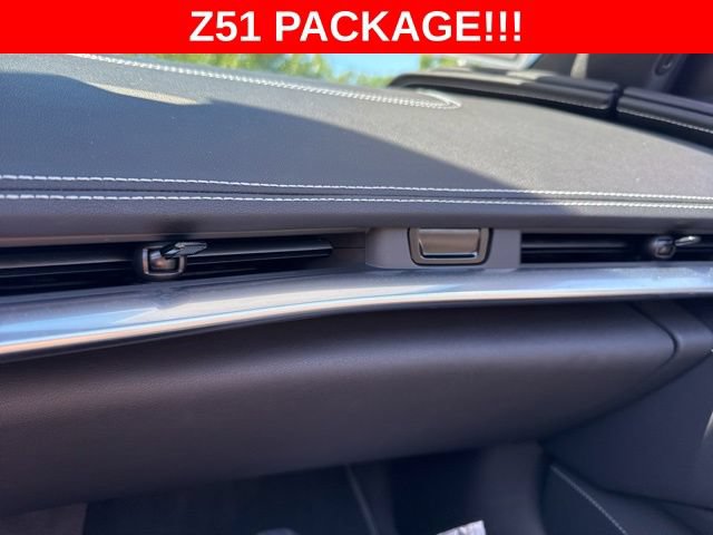 Used 2023 Chevrolet Corvette Stingray Preferred Cpe w/ Z51 Performance Package RWD image 20