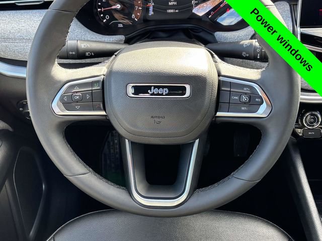 Used 2024 Jeep Compass Latitude image 27