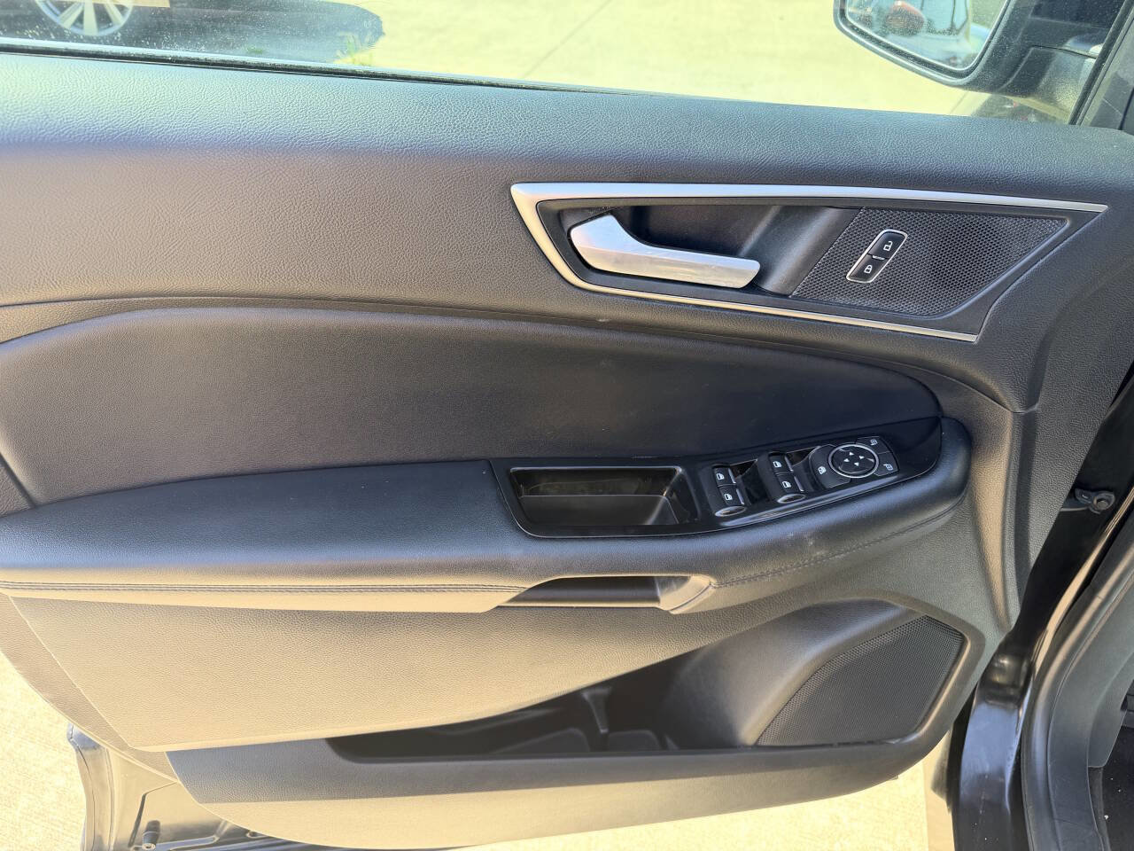 Used 2017 Ford Edge SEL w/ Equipment Group 201A FWD image 14