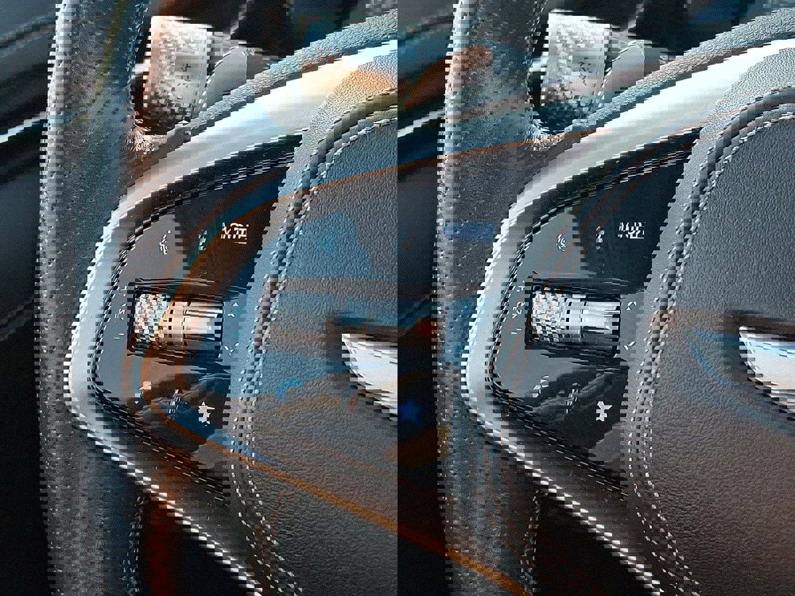 Used 2022 Genesis GV70 3.5T Sport w/ Sport Prestige Package image 23